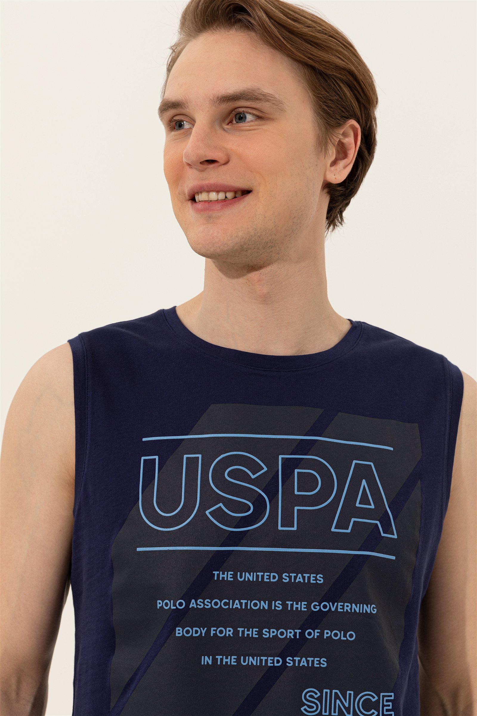 تی شرت یقه گرد لاجورد  استاندارد فیت بدون آستین مردانه یو اس پولو | US POLO ASSN